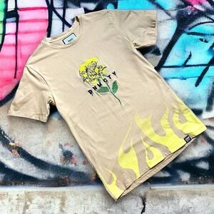 Denim City Embroidered Men’s T-Shirt Yellow Rose Flame Accents Size M